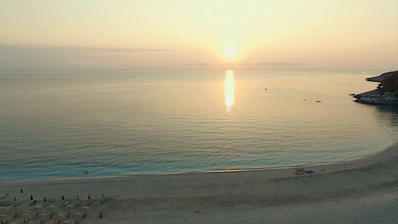 Papa Nero Beach House Agios Ioannis  Екстериор снимка