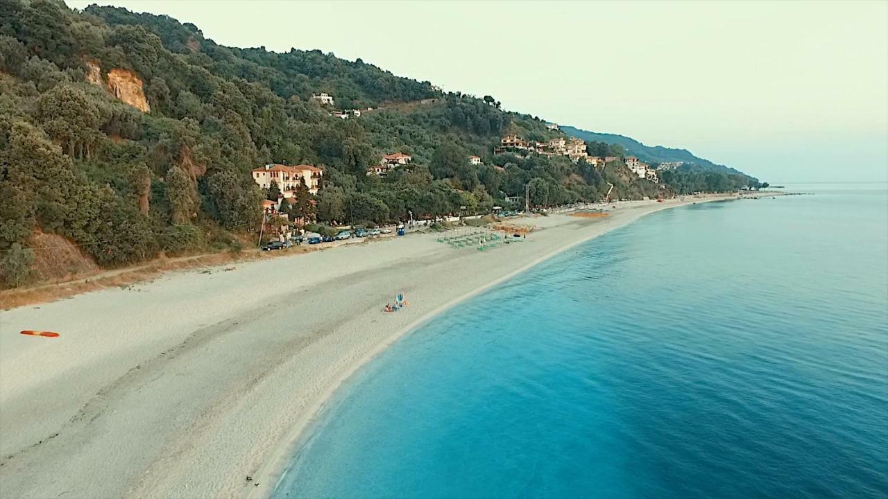 Papa Nero Beach House Agios Ioannis  Екстериор снимка