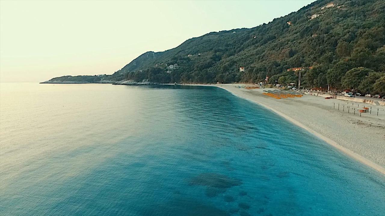 Papa Nero Beach House Agios Ioannis  Екстериор снимка
